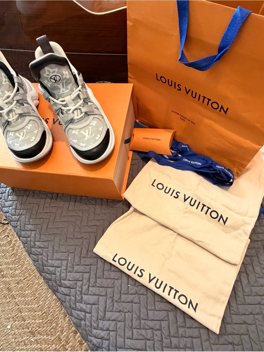 . Louis Vuitton LV Archlight Sneakers EU 37.5 Women w/ Box - Picture 1 of 11
